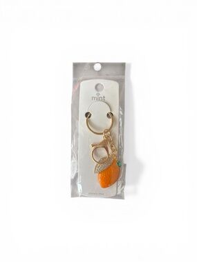 Mint Gold-Tone Orange Fruit Key Holder with Leaf Accent